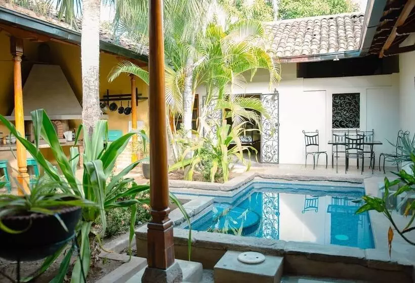 هتل Miskitu Casa Boutique