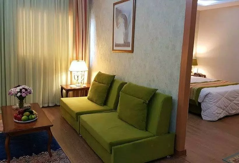 هتل Parsian Ali-Qapu