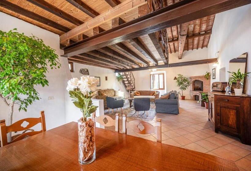 בית מלון כפרי Villa Calicantus