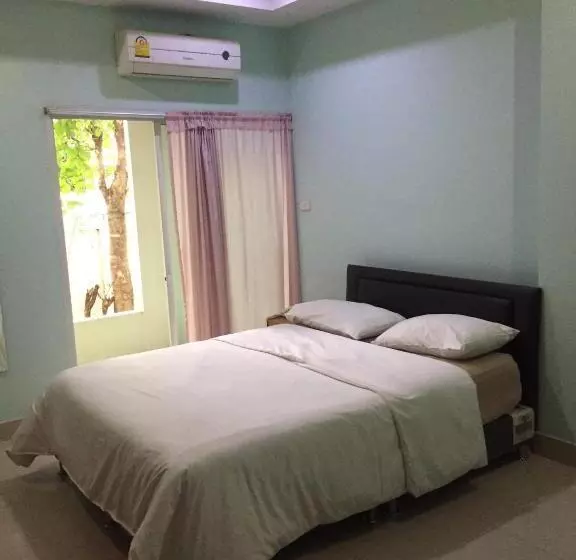 Hotelli Baansuwanna
