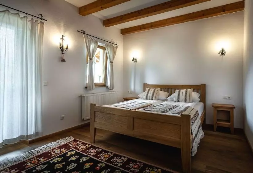 ペンション Hanul Vatra