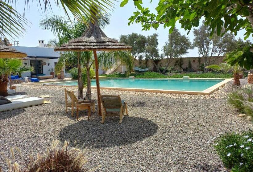 پانسیون Les Jardins De Silona, Piscine Chauffée