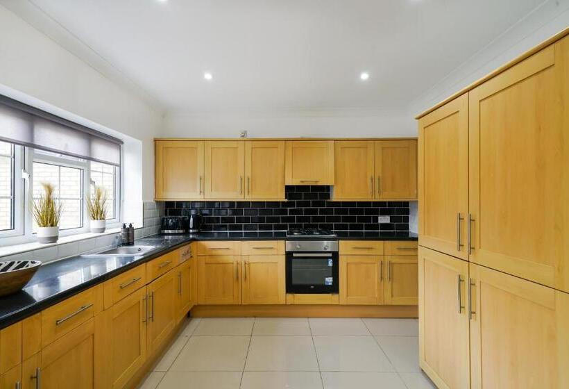 بنسيون Pitshanger Hububb Stay