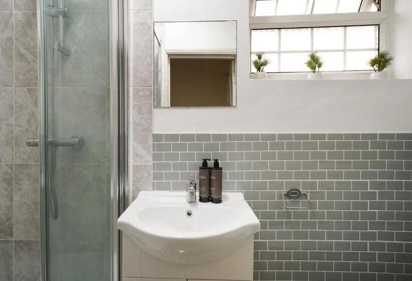 بنسيون Pitshanger Hububb Stay