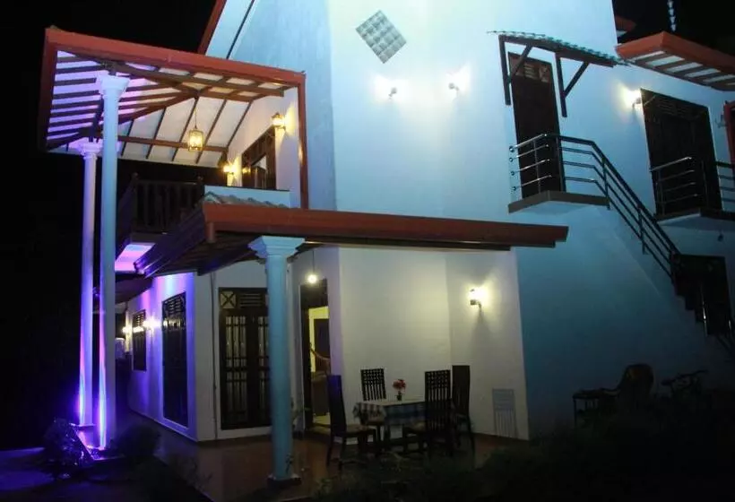 Majatalo Suzzi Villa