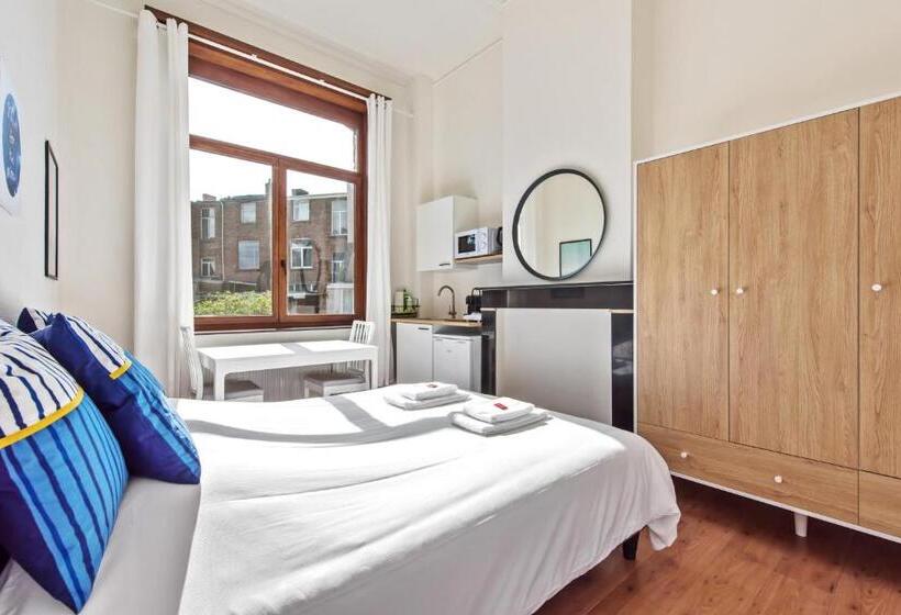 پانسیون The Old One Fifteen By Romy&travis