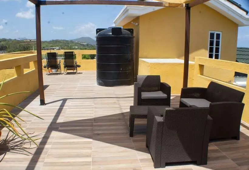 پانسیون The Vista Inn