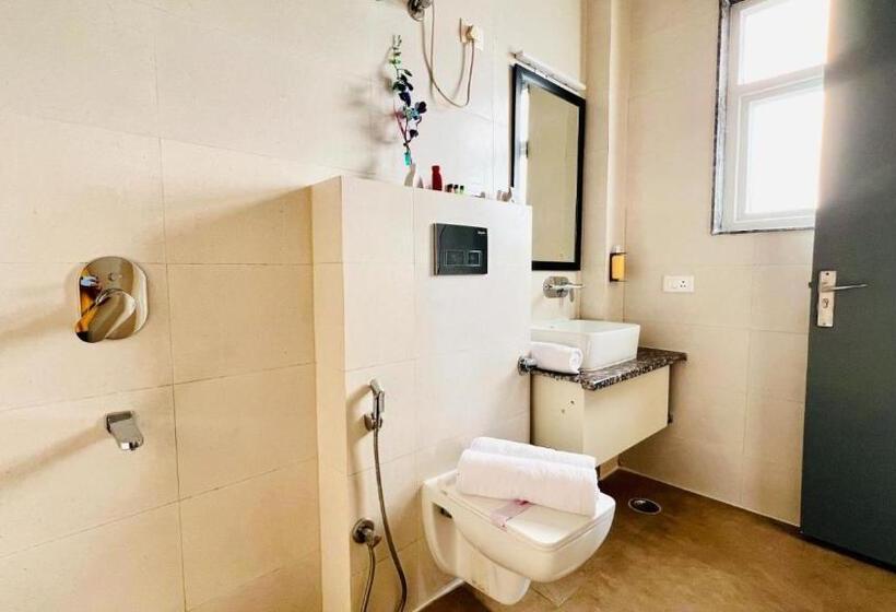 Zen Medicity   Hotel & Serviced Apartments Gurgaon