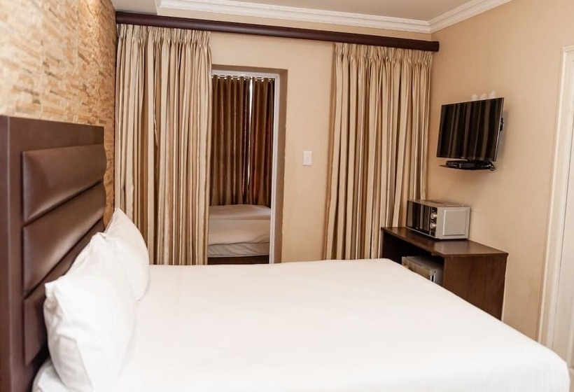 Bayside Hotel Pine Street