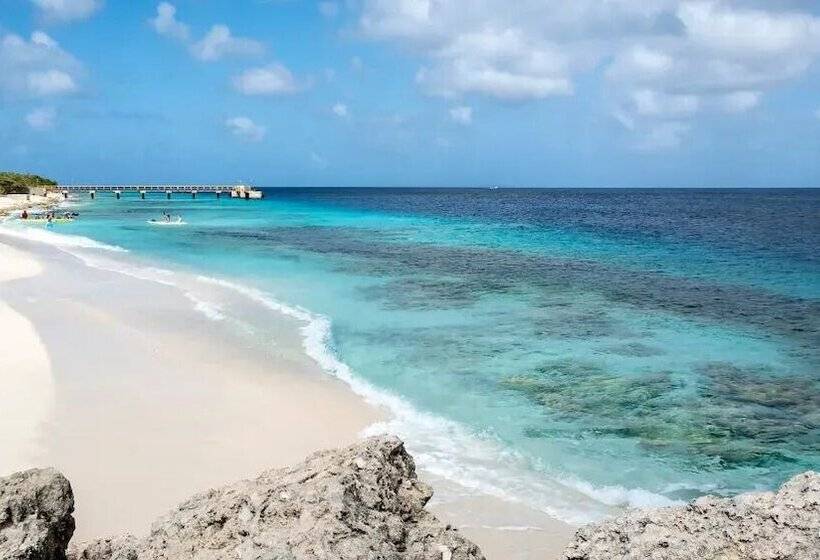 تختخواب و صبحانه Casa Trankilo