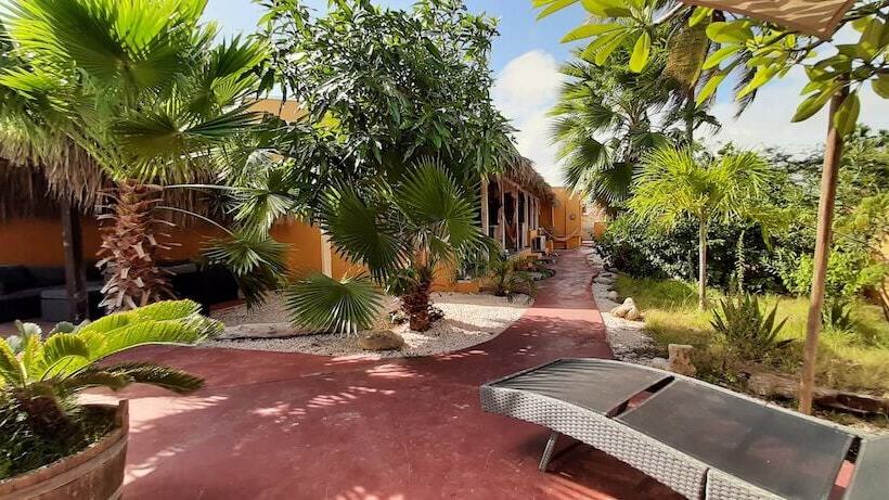 تختخواب و صبحانه Casa Trankilo