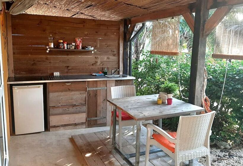 تختخواب و صبحانه Casa Trankilo