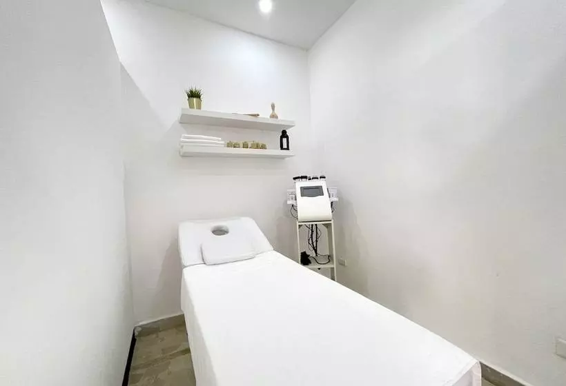 تختخواب و صبحانه H Mansion Recovery And Spa