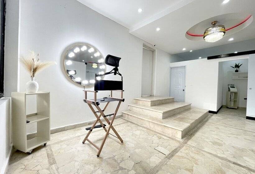 تختخواب و صبحانه H Mansion Recovery And Spa