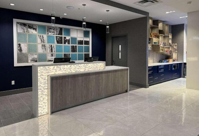 Cambria Hotel Niagara Falls