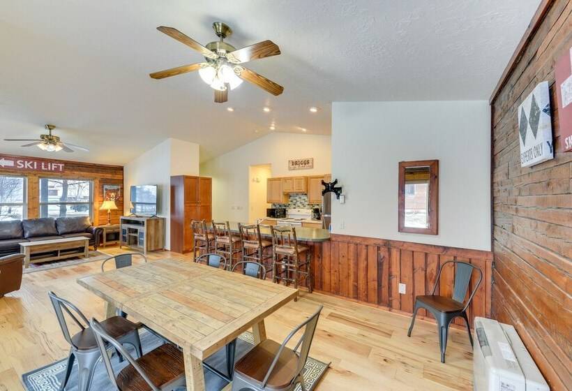 Charming Duplex W/ Patio: 12 Mi To Grand Targhee!