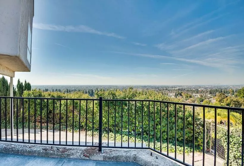 Charming Whittier Home W/ Views: 17 Mi To La