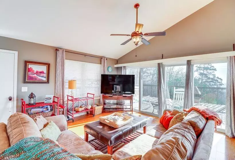 Edgemont Home W/ Deck & Bbq Grill: 2 Mi To Lake!