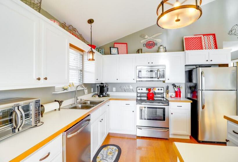 Edgemont Home W/ Deck & Bbq Grill: 2 Mi To Lake!