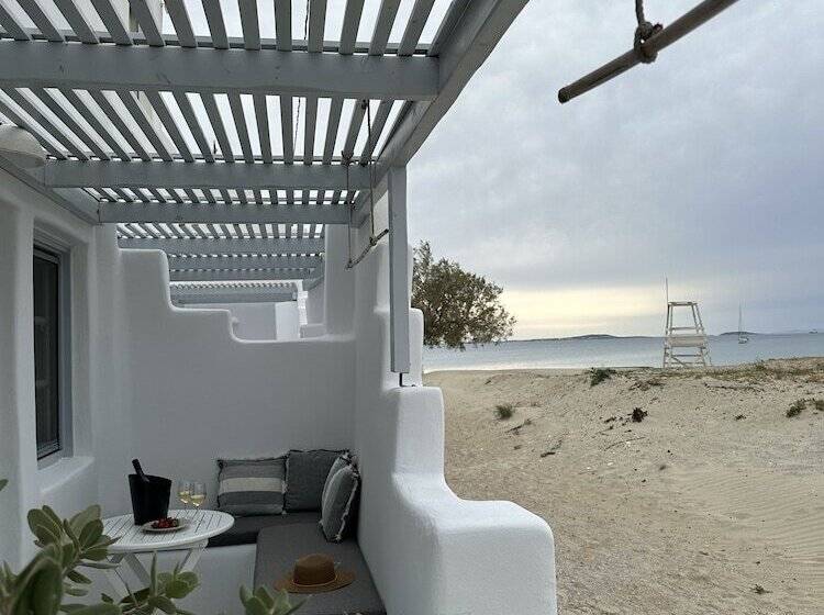 Flisvos Beach Apartments