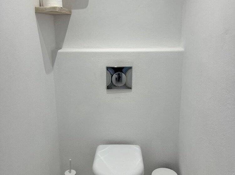 Flisvos Beach Apartments