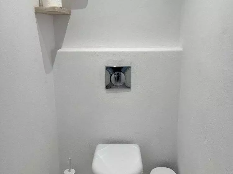 Flisvos Beach Apartments