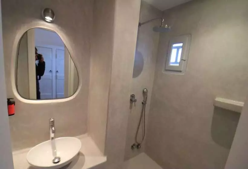 Flisvos Beach Apartments