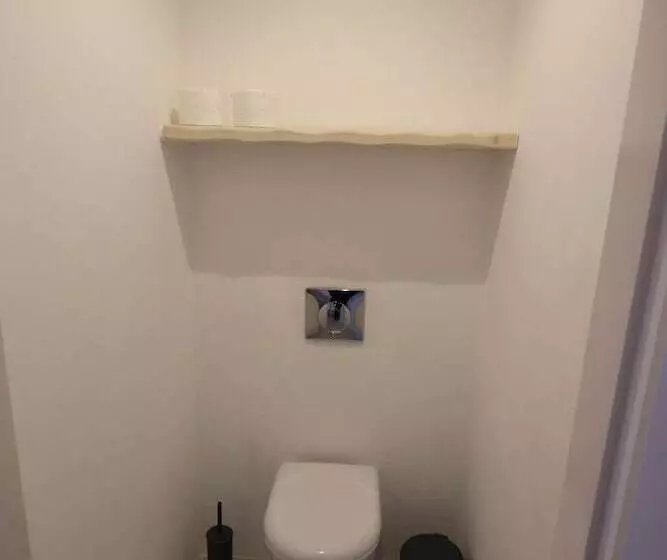 Flisvos Beach Apartments