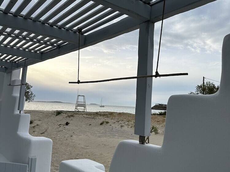 Flisvos Beach Apartments