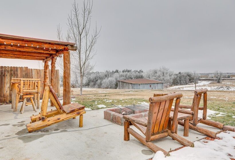 Glenvil Cabin W/ Gas Grill: Steps To Dock & Pond!