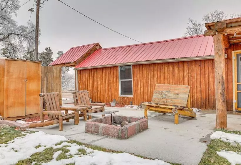 Glenvil Cabin W/ Gas Grill: Steps To Dock & Pond!