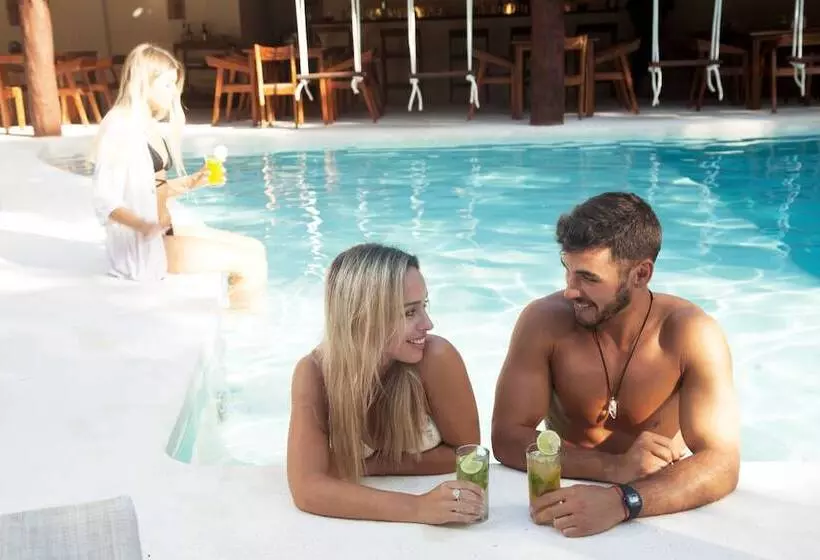 Hotelli Magic Xcacel