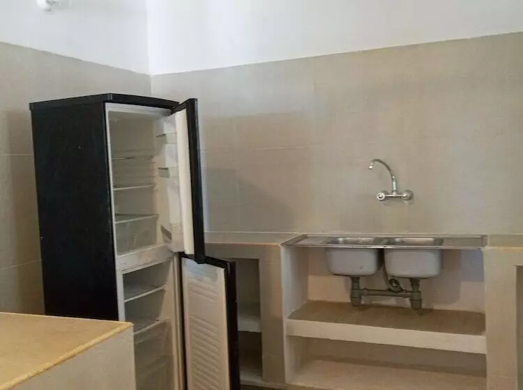 Hotelli Sunrise Beach Villa