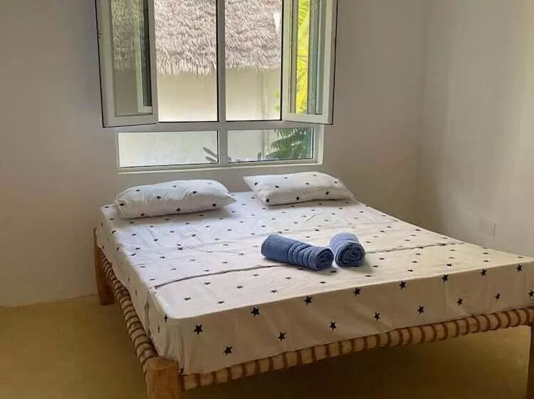 Hotelli Sunrise Beach Villa