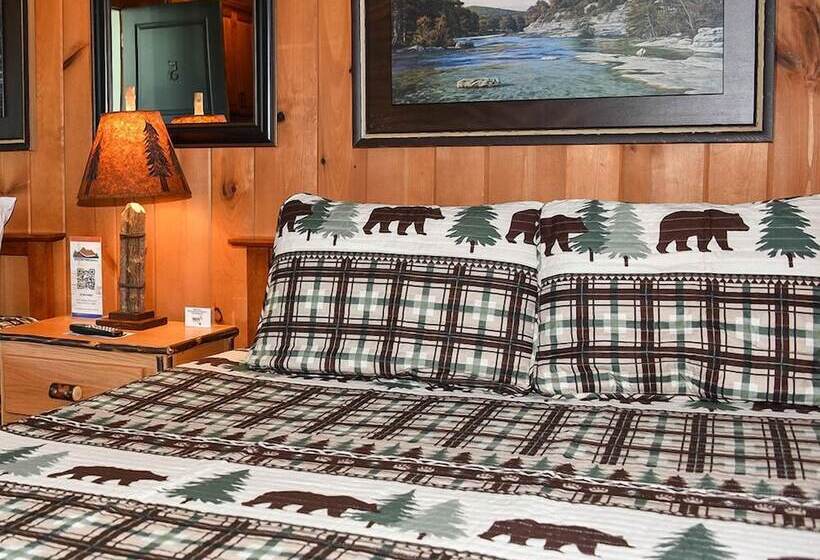 ホテル Waters Edge Lodge