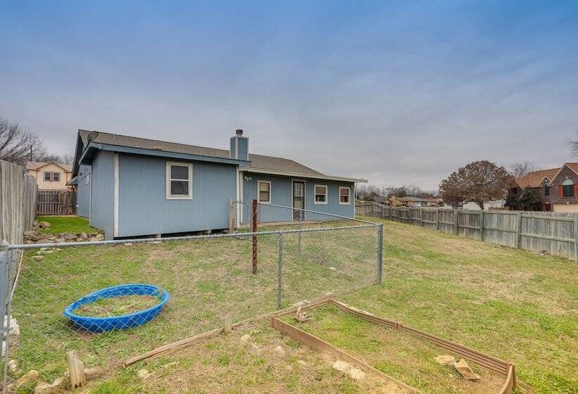 Killeen Home W/ Sunroom ~ 8 Mi To Fort Cavazos!