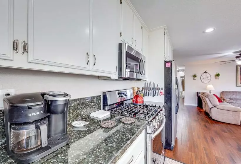 Lovely Templeton Home Near 200 Wineries!