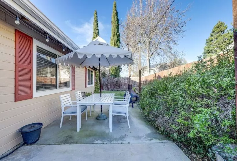 Lovely Templeton Home Near 200 Wineries!