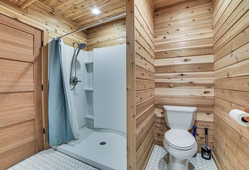 Michigan Cabin Retreat: 5 Mi To Sturgeon Bay Beach