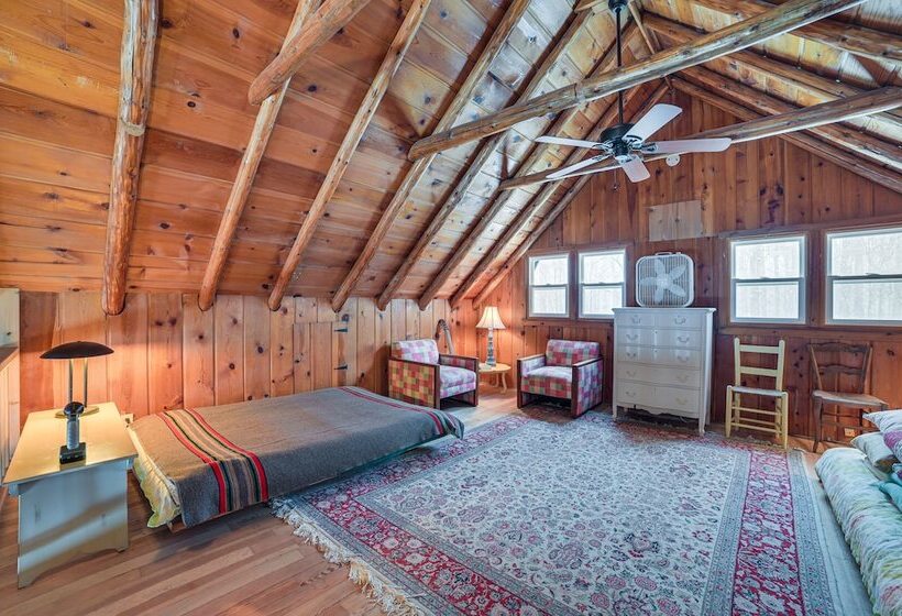 Michigan Cabin Retreat: 5 Mi To Sturgeon Bay Beach