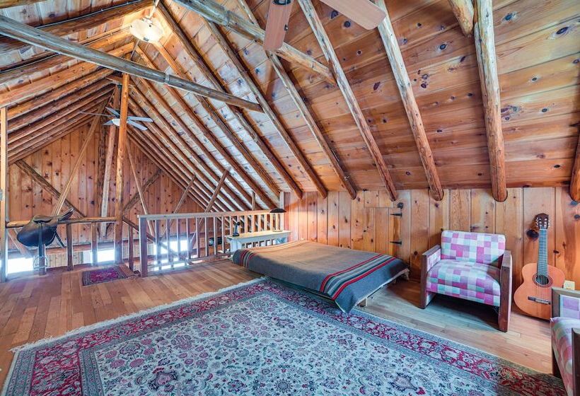 Michigan Cabin Retreat: 5 Mi To Sturgeon Bay Beach