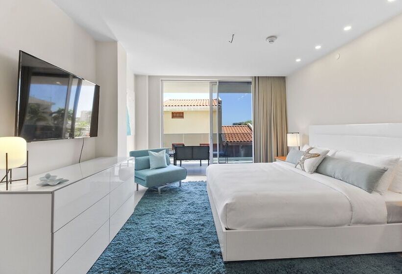 O Condominium Beachfront Residences