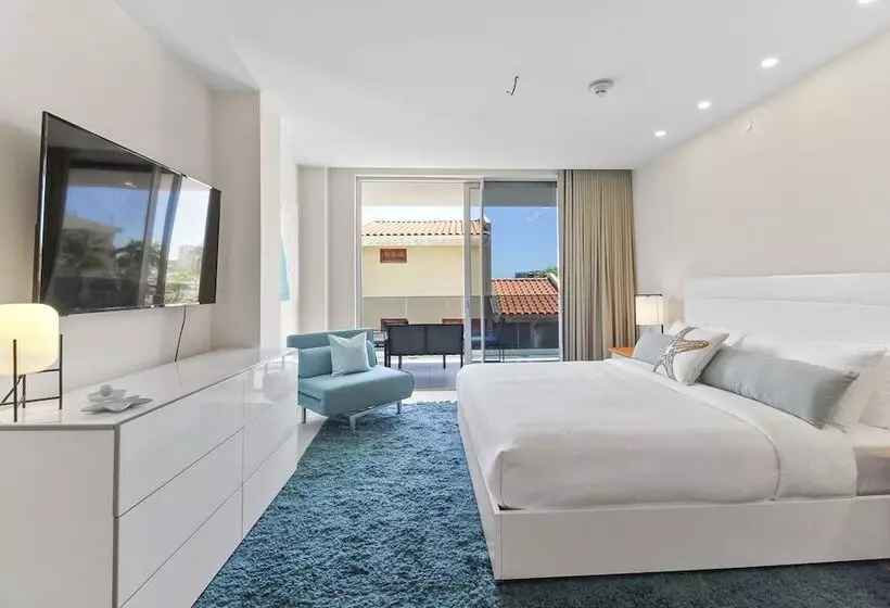 O Condominium Beachfront Residences