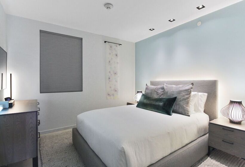 O Condominium Beachfront Residences