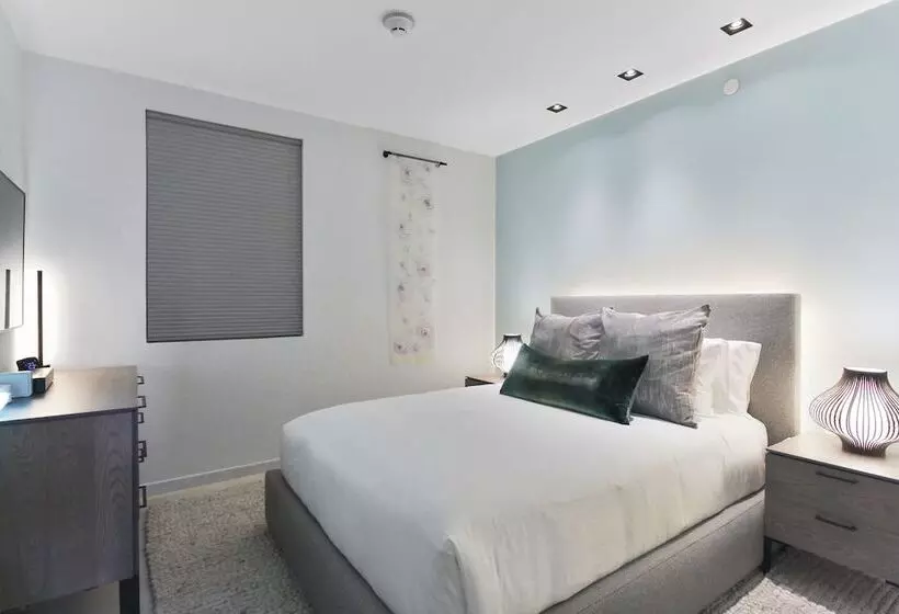 O Condominium Beachfront Residences