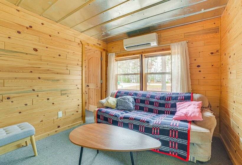 Oscoda Cabin W/ Charcoal Grill: Walk To Lake Huron