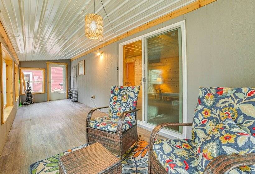 Oscoda Cabin W/ Charcoal Grill: Walk To Lake Huron