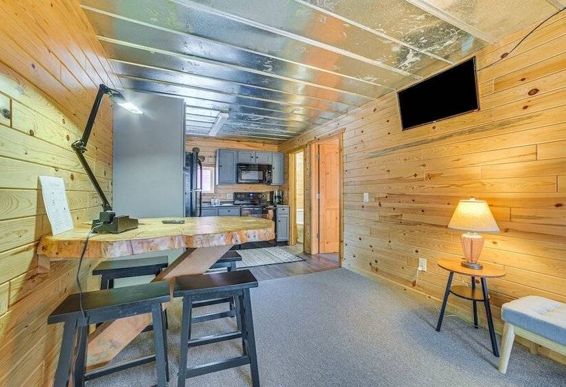 Oscoda Cabin W/ Charcoal Grill: Walk To Lake Huron