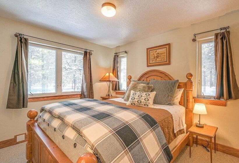 Pagosa Springs Family Retreat W/ Game Room & Views