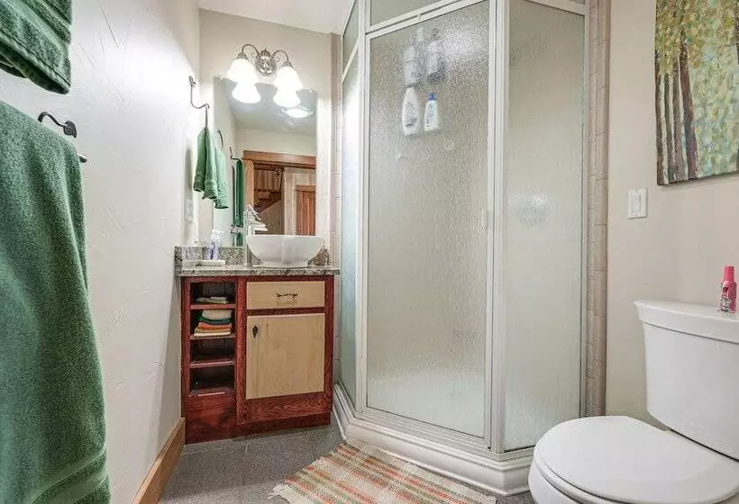 Pagosa Springs Family Retreat W/ Game Room & Views